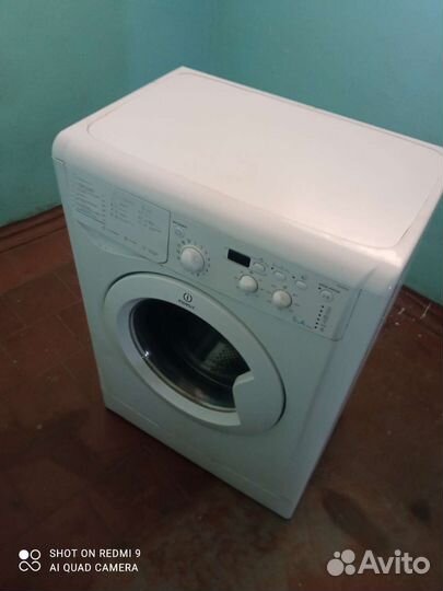 Стиральная машина indesit