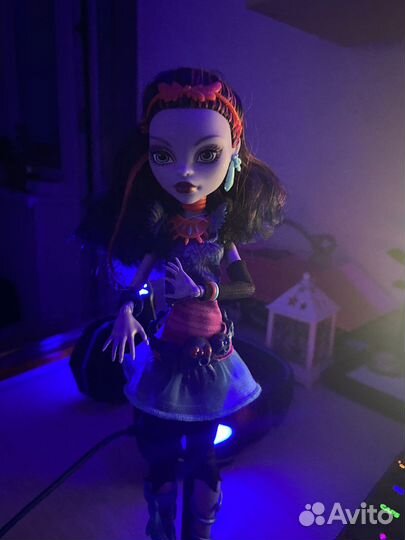 Кукла монстр хай Джейн буллитл