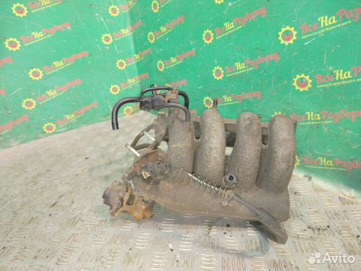 Впускной коллектор Mazda 626 GF 1.8 Л 1993