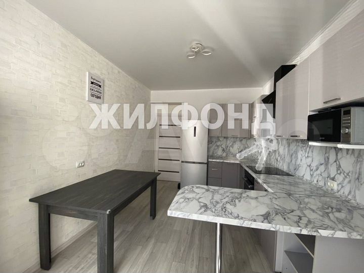 2-к. квартира, 57,7 м², 1/9 эт.