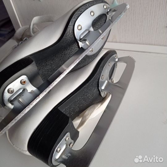 Коньки 33 размер