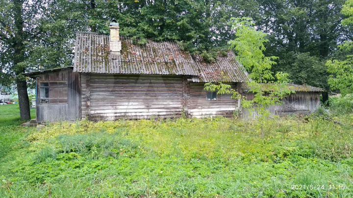 Дом 18 м² на участке 54 сот.