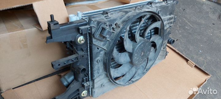 Кассета радиаторов Opel Astra J GTC