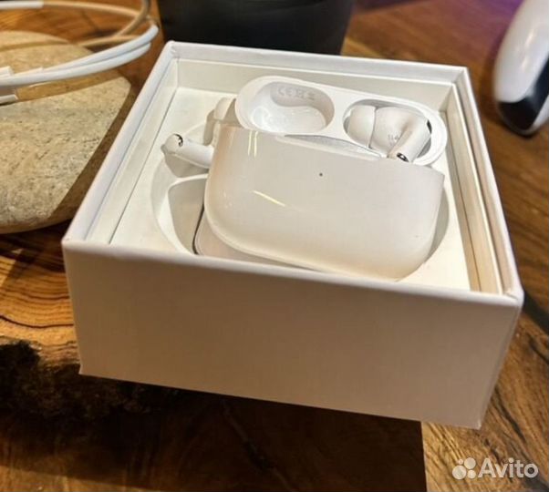 Беспроводные наушники apple airpods