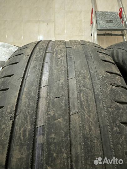 Nokian Tyres Hakka Black 2 SUV 235/55 R20 ZR