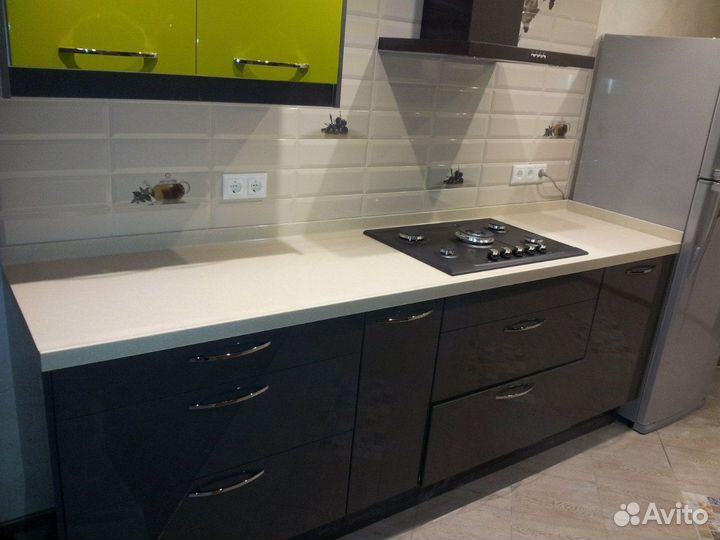 Столешница из акрилового камня