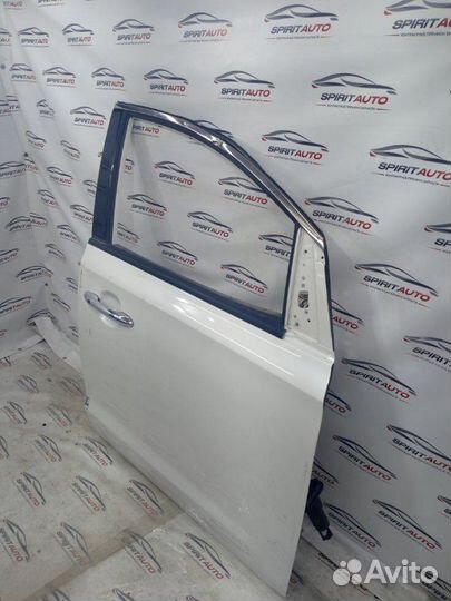 Дверь передняя правая Kia Carnival 3 2014-2020