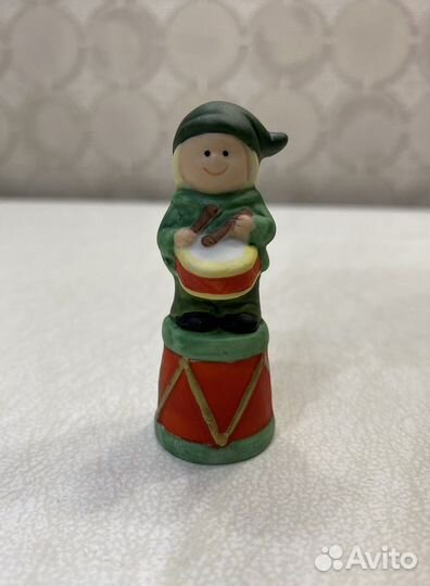 Напёрсток фарфоровый Enesco