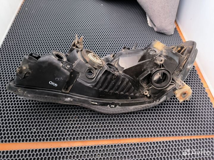 Фары рестайлинг Хонда Цивик 4д ксенон