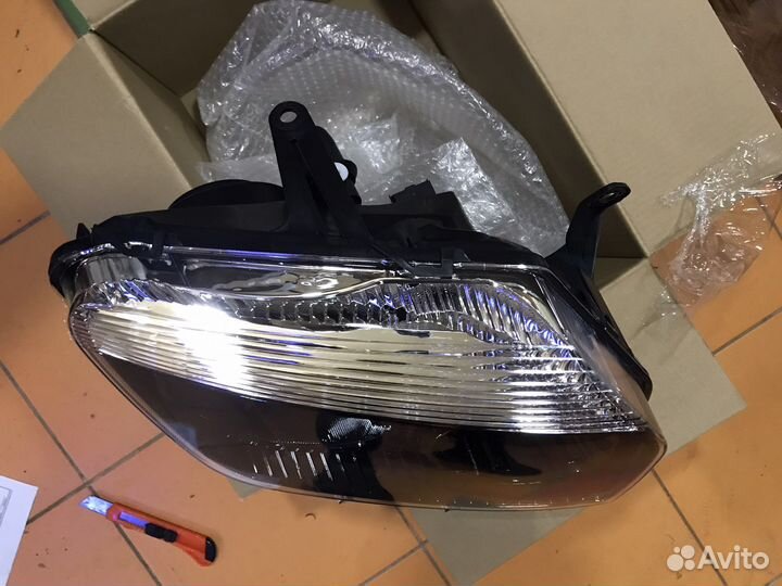 Фара правая/левая Renault Duster новая