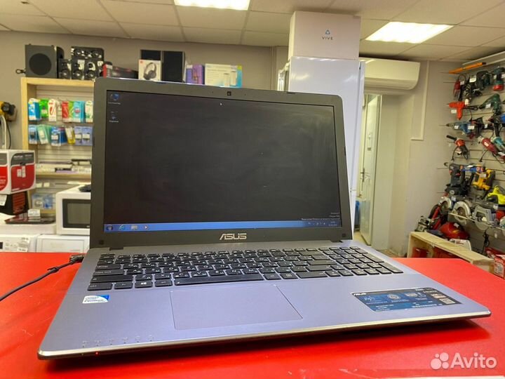 Ноутбук Asus x550c Intel Pentium ULV 1.80GHz 4/320