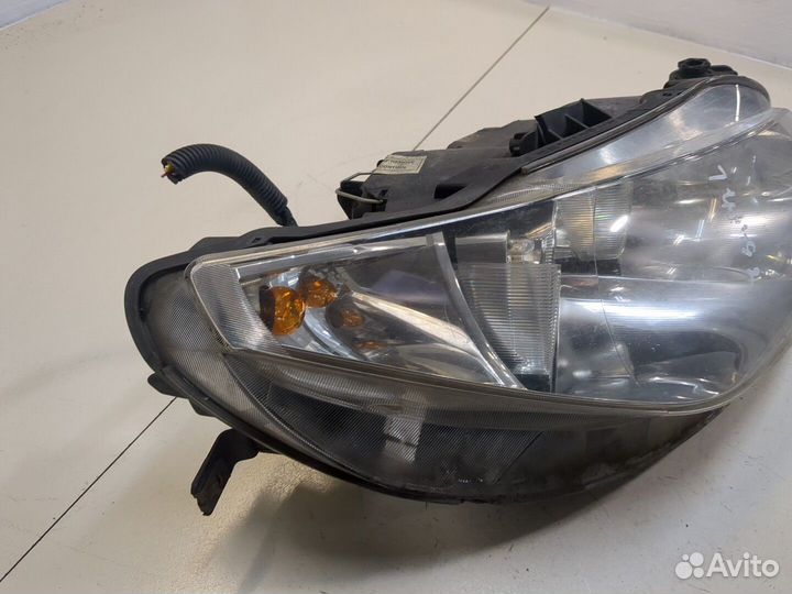 Фара (передняя) правая Seat Ibiza 4, 2009