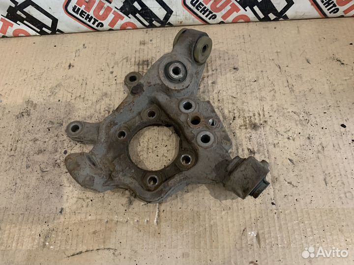 Кулак поворотный задний левый правый Infiniti FX35