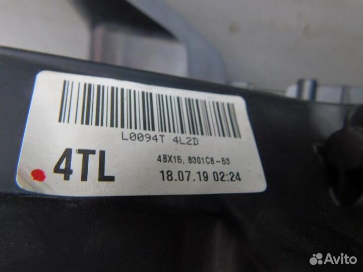 Фара левая Mitsubishi Outlander