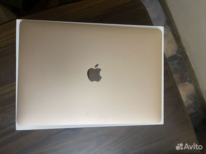 Apple MacBook air 13 2020 i3
