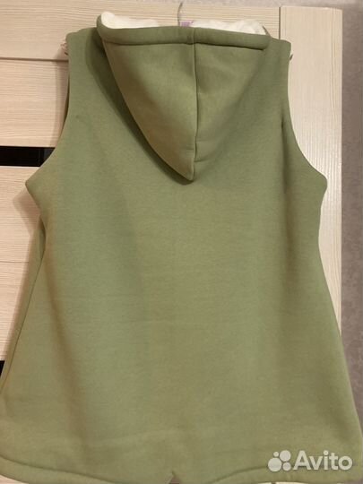 Жилетка женская утепленная 46-48