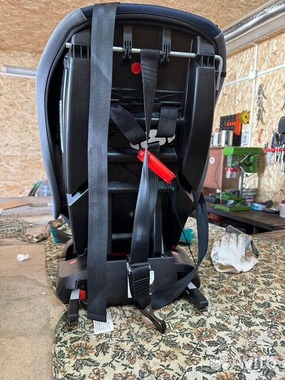 Продам автокресло