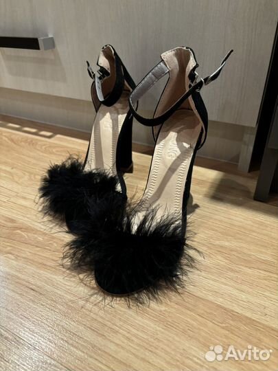 Денскре босоножки