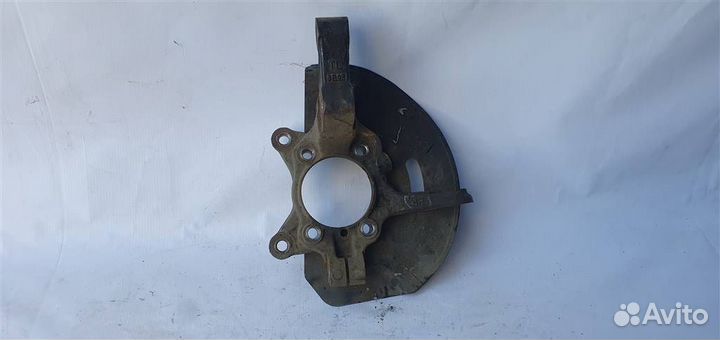 Кулак поворотный передний правый Hyundai Tucson T