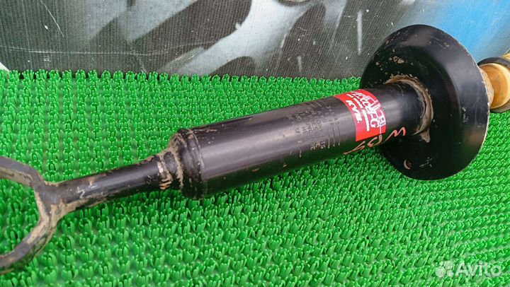 Стойка передняя VW Passat B5+2000-2004 год