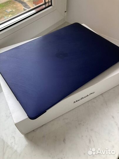 Macbook Pro 13 2020 i5 16gb 512