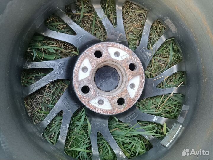 Диски r 14, болты 4 х 100 ступичное 60