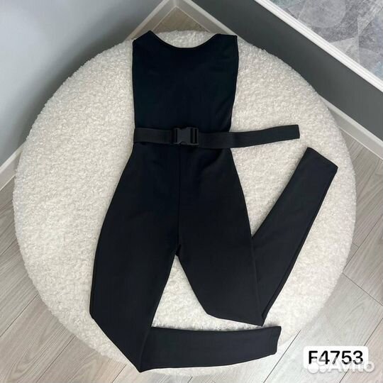 Костюм для фитнеса