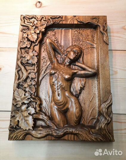 Картина девушка в саду