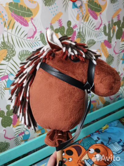 Игрушка лошадь на палке