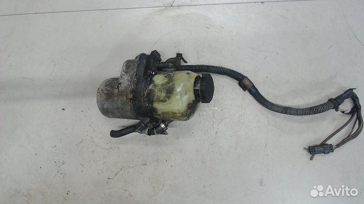 Насос усилителя руля Opel Zafira B, 2007