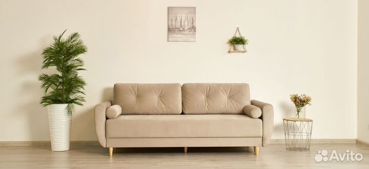 Диван на ножках из массива