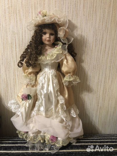 Фарфоровые статуэтки