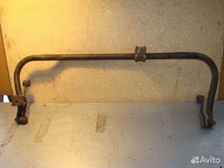 Передний стабилизатор Jeep grand cherokee 99г