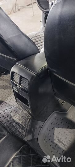 Подлокотник Volkswagen Jetta 6