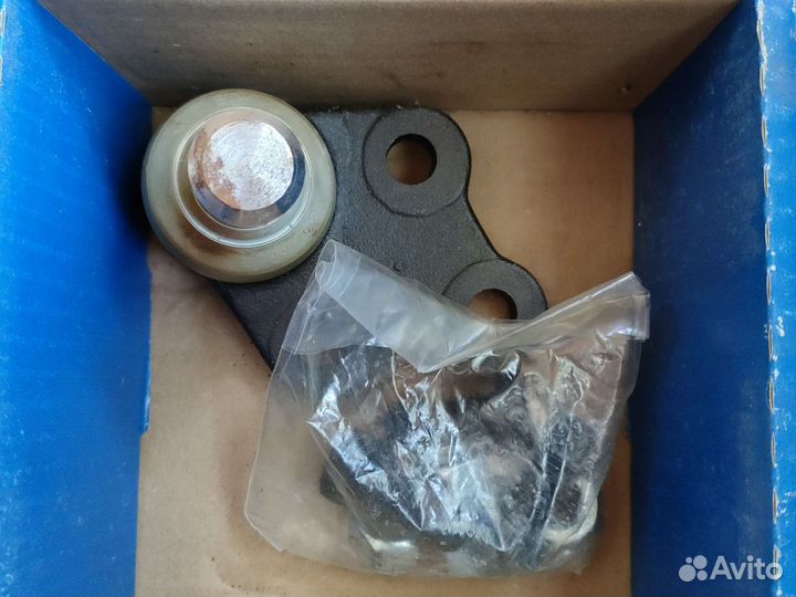 Шаровая опора на Мерседес Vito