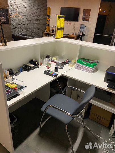 Стойка ресепшн угловая