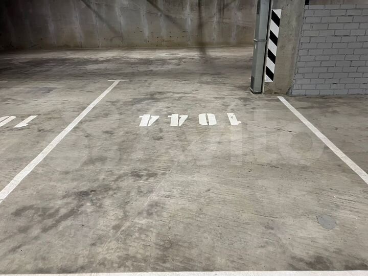 Машиноместо, 17 м²