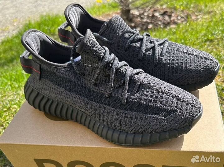 Кроссовки Adidas Yeezy Boost 350v2