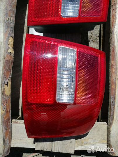 Фонарь задний Audi A6 C5 универсал рест