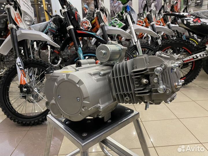 Двигатель в сборе YX 125 ATV реверс (3+1)