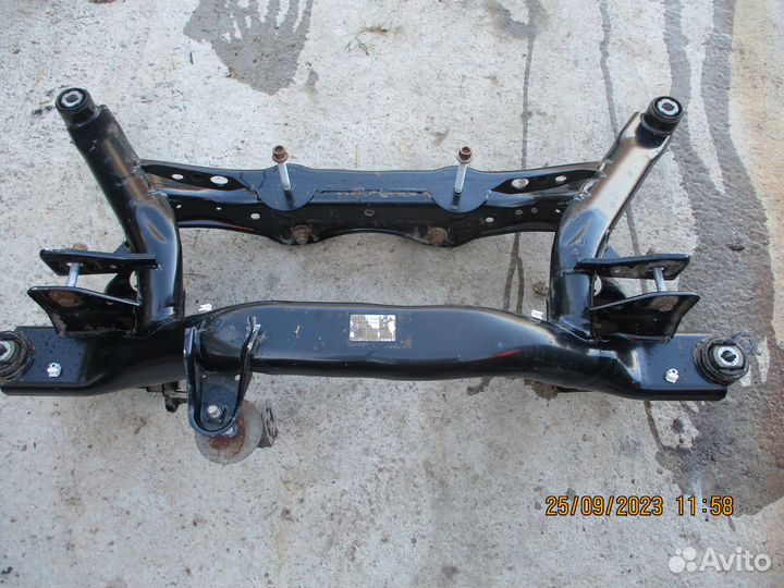 Задняя балка Фольксваген Тигуан 2011-2016