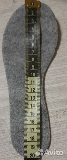 Ботинки,лыжи и палочки