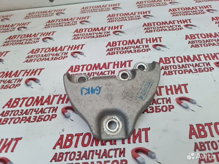 Кронштейн двигателя правый Kia Optima 4 15-20 2.4