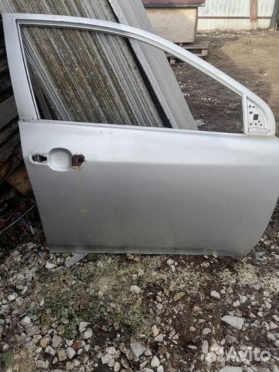 Двери на тойота королла 150