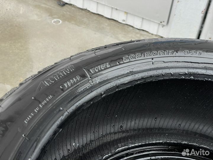 Bridgestone Ice Cruiser 7000S 205/50 R17