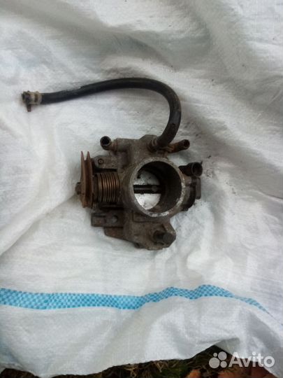 Дроссельная заслонка ваз