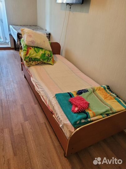 Кровать с матрасом