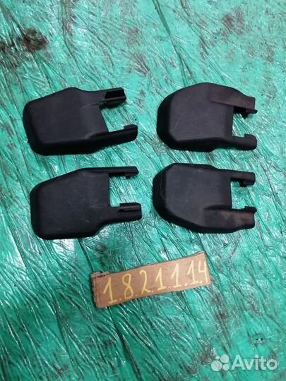 Заглушка на полозья сидений Toyota Camry V50