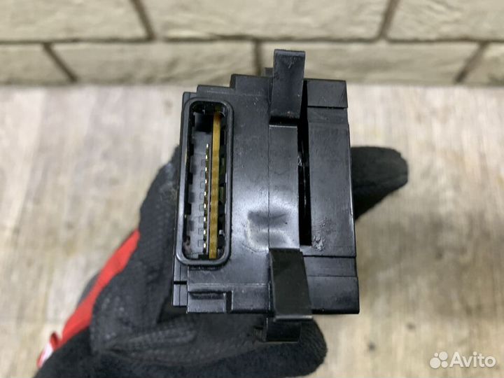 Mitsubishi Pajero Переключатель стеклоочистителей