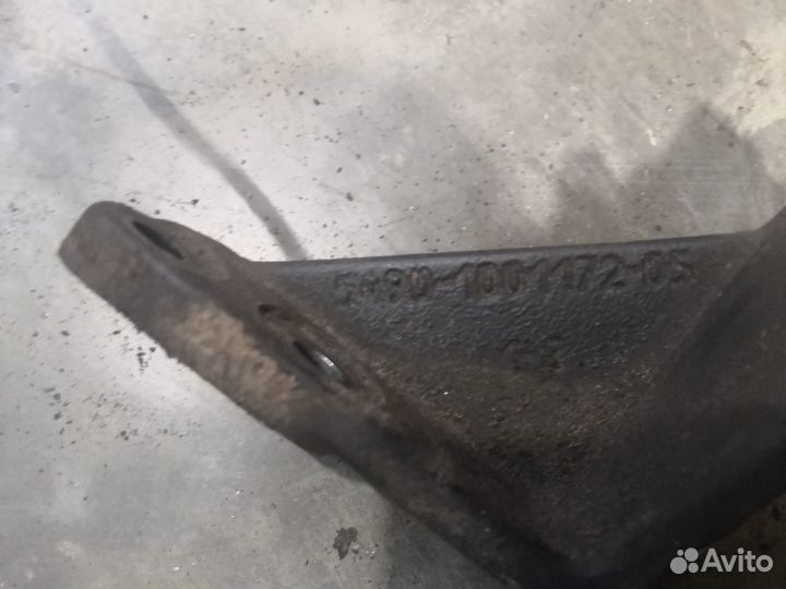 Кронштейн поддерживающий кппправый/левый kamaz5490